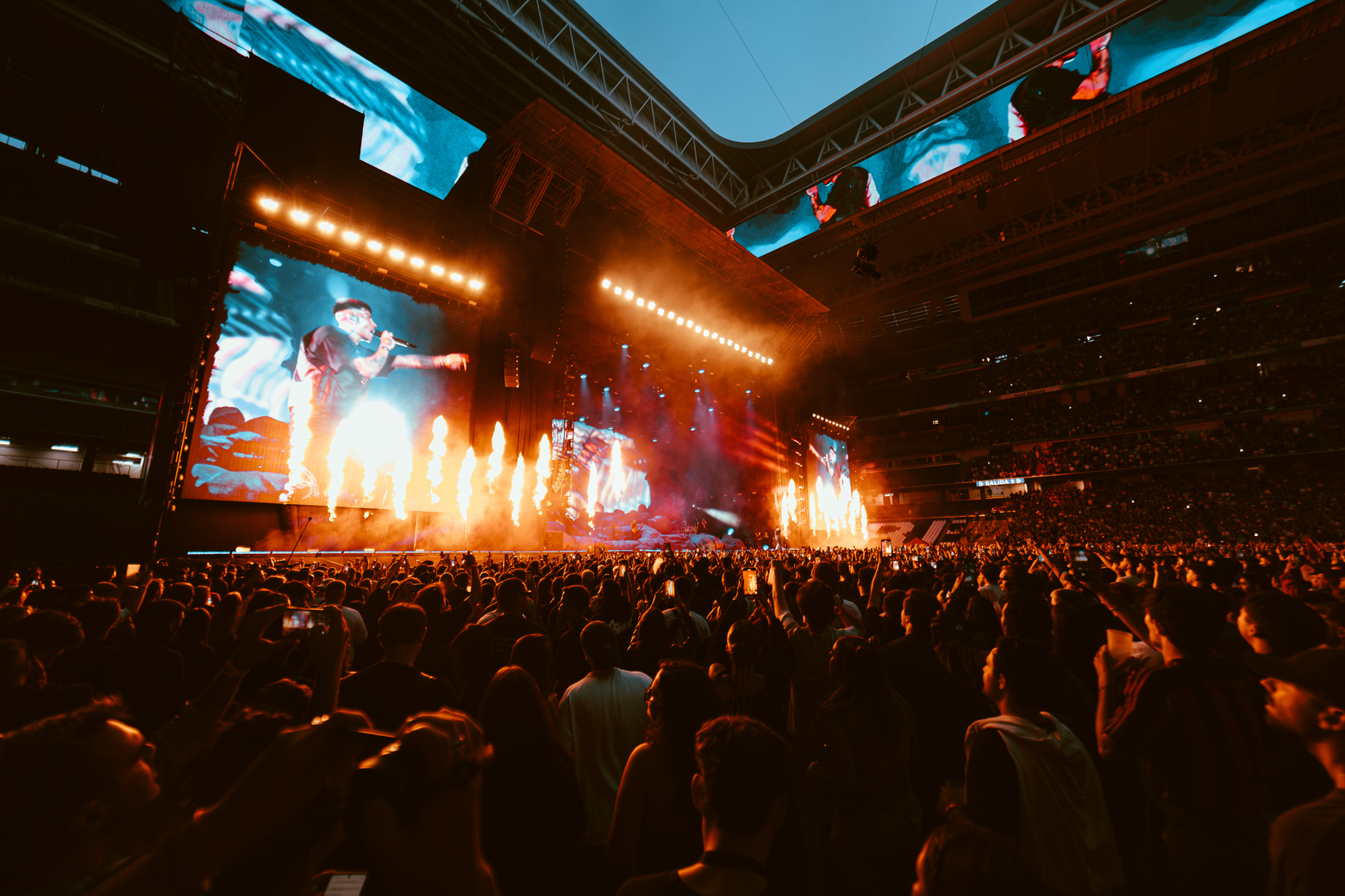 Duki en concierto
